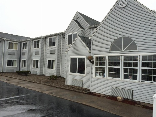 Microtel Inn By Wyndham Henrietta/Rochester image 2